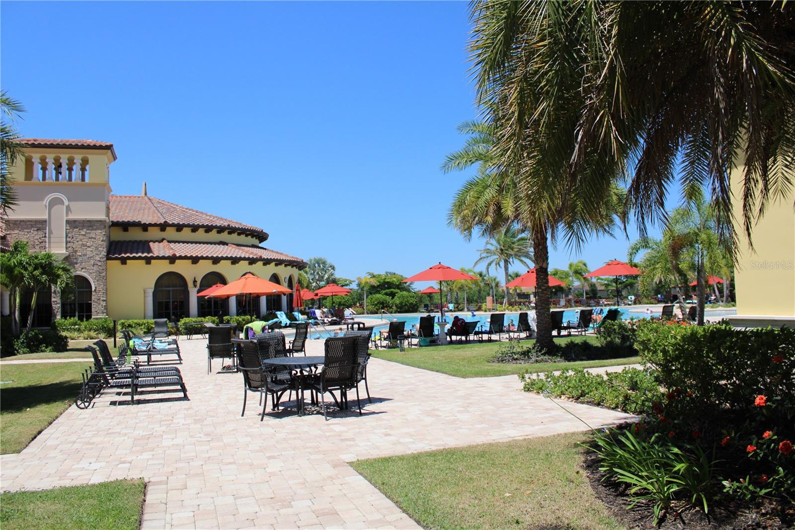 GRAN PARADISO TWNHMS 1B - Residential Lease