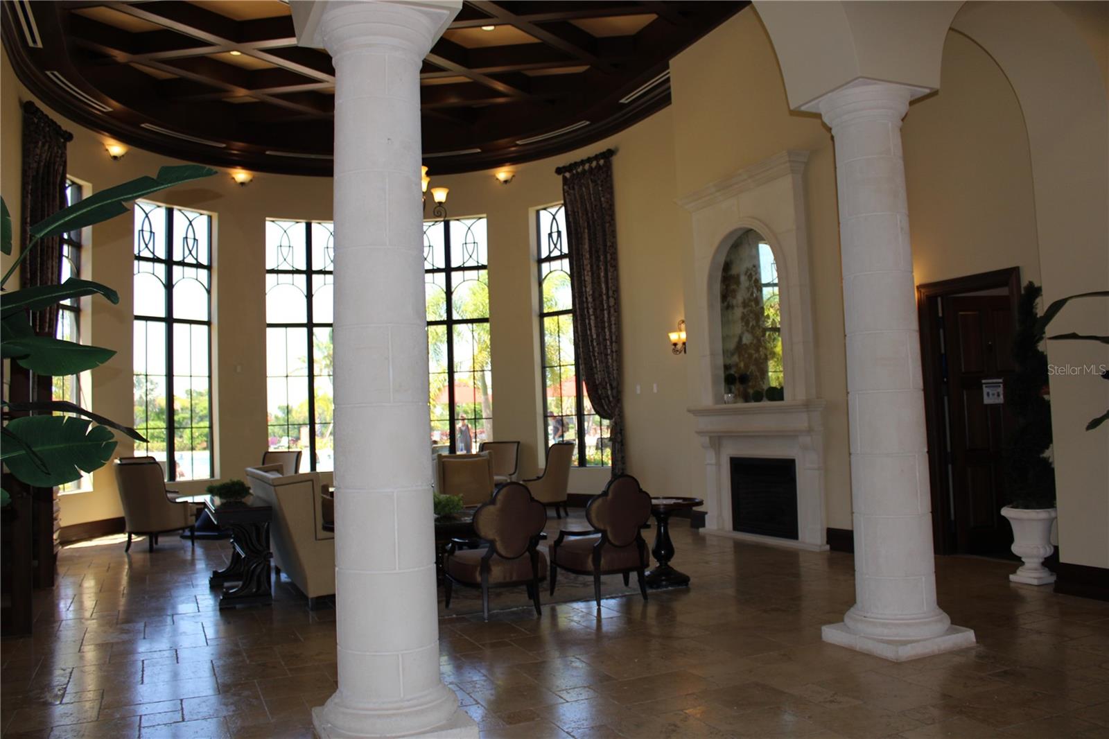 GRAN PARADISO TWNHMS 1B - Residential Lease