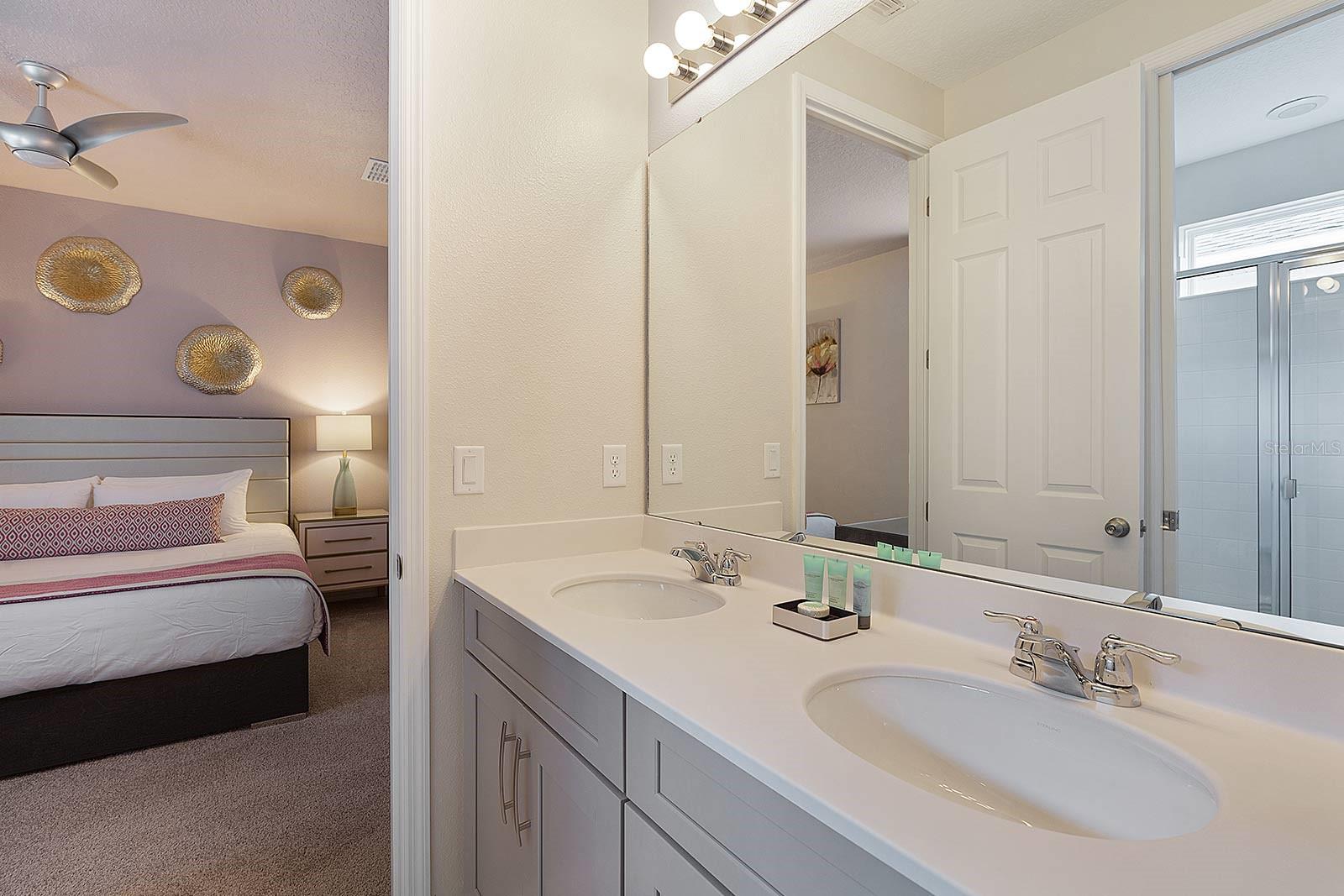 SOLARA RESORT - Residential