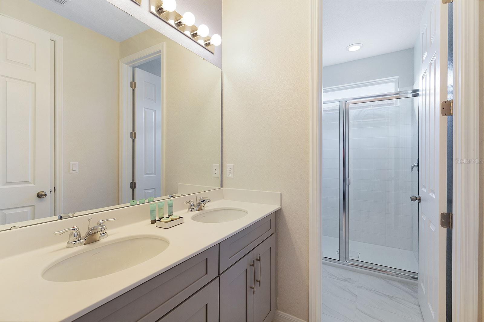 SOLARA RESORT - Residential