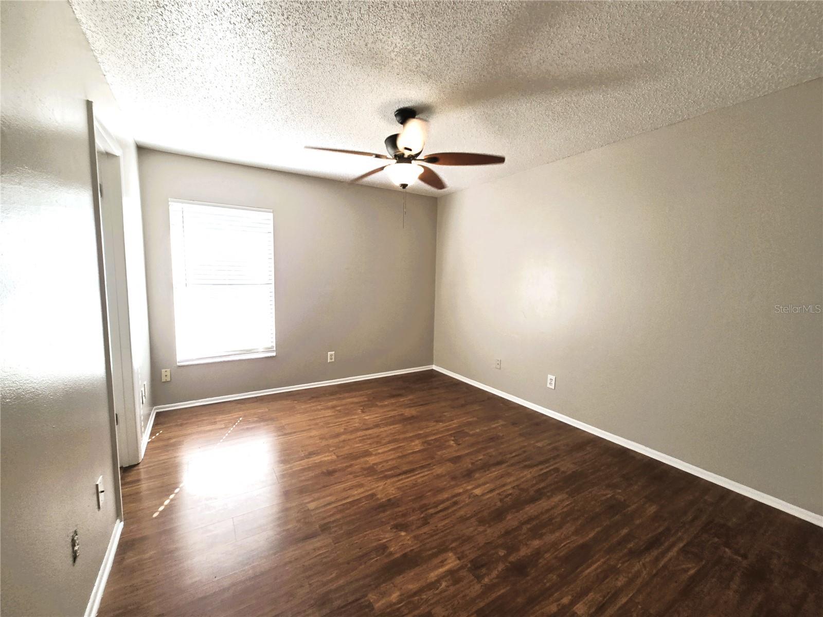 KING OAK VILLAS PH 2 4TH ADD - Residential Lease