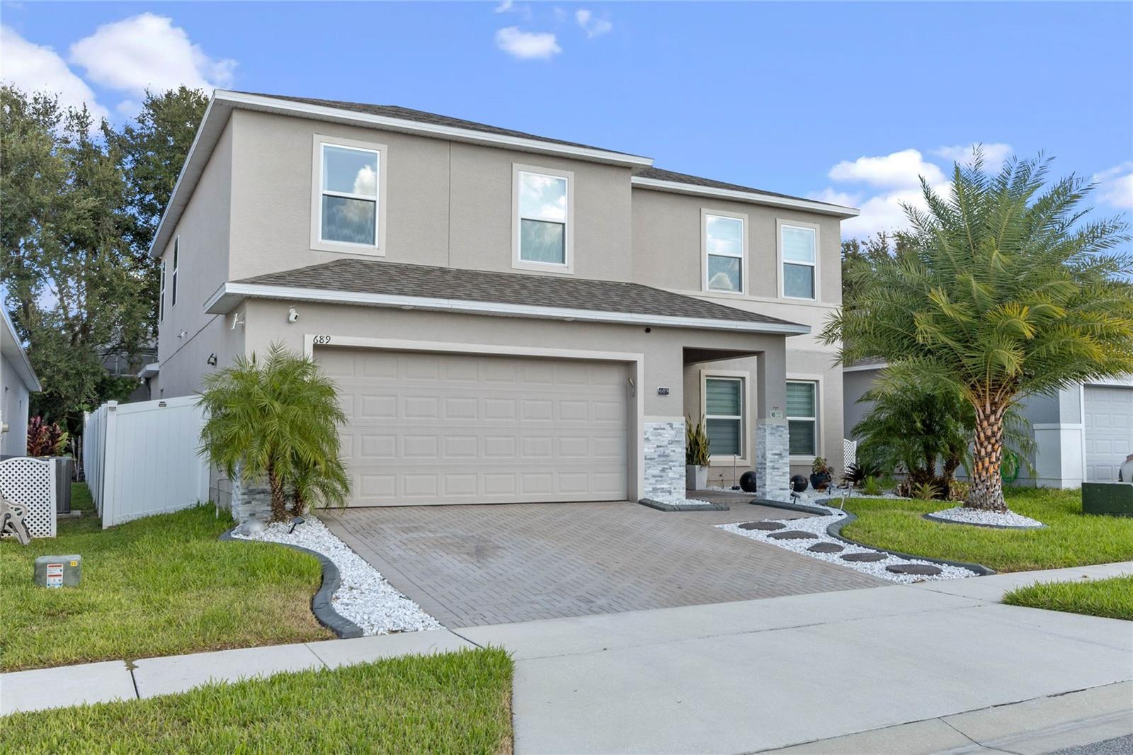 LAUREL ESTATES - Residential