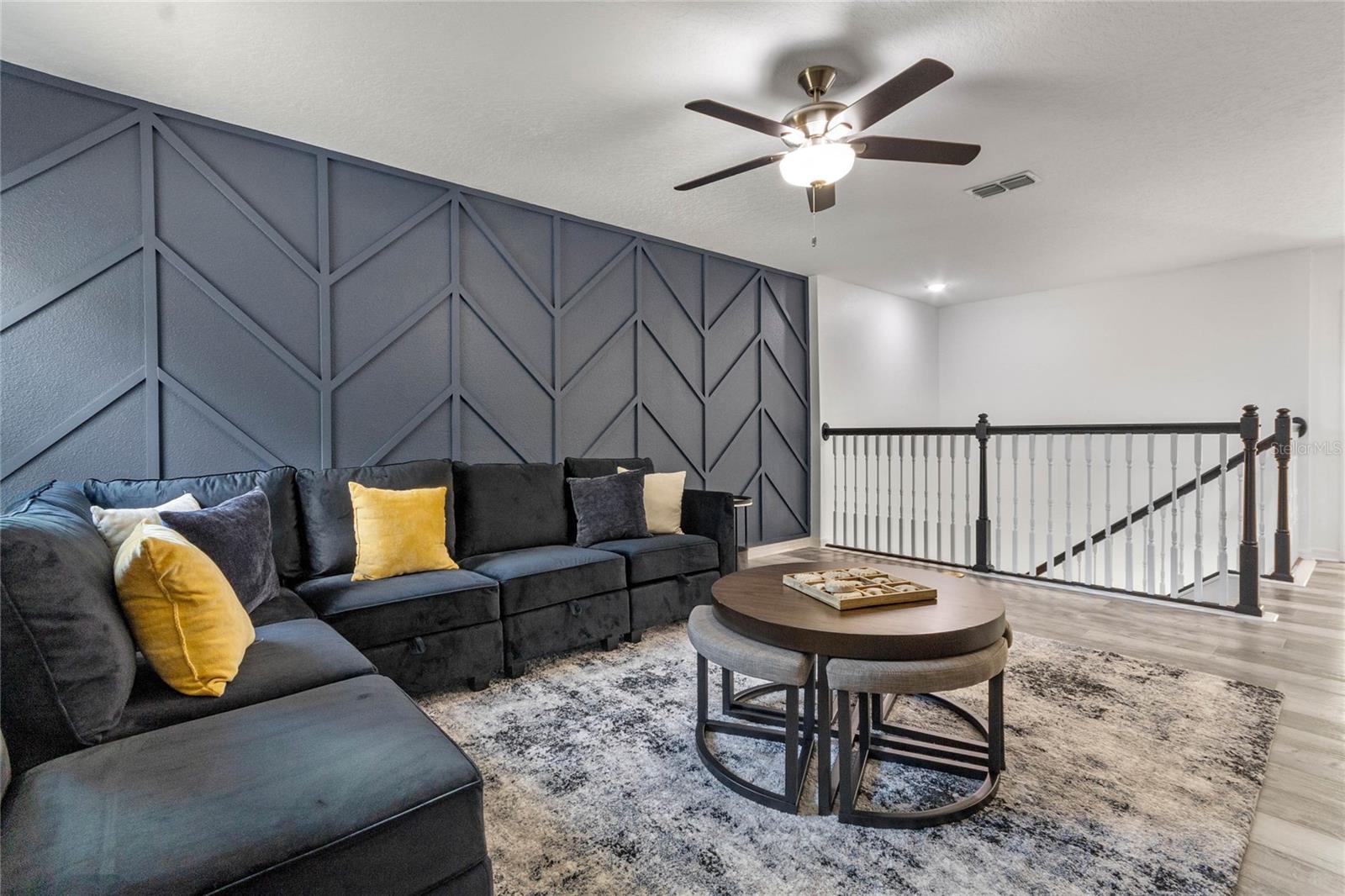 LAUREL ESTATES - Residential