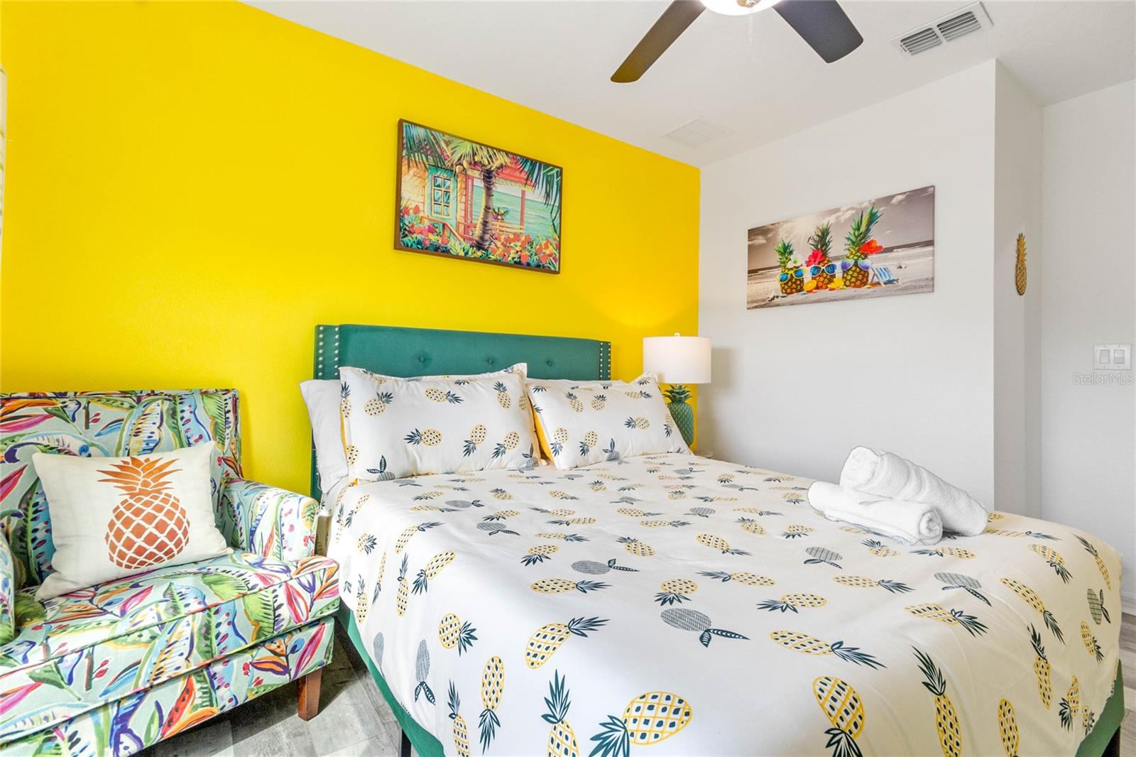 LAUREL ESTATES - Residential