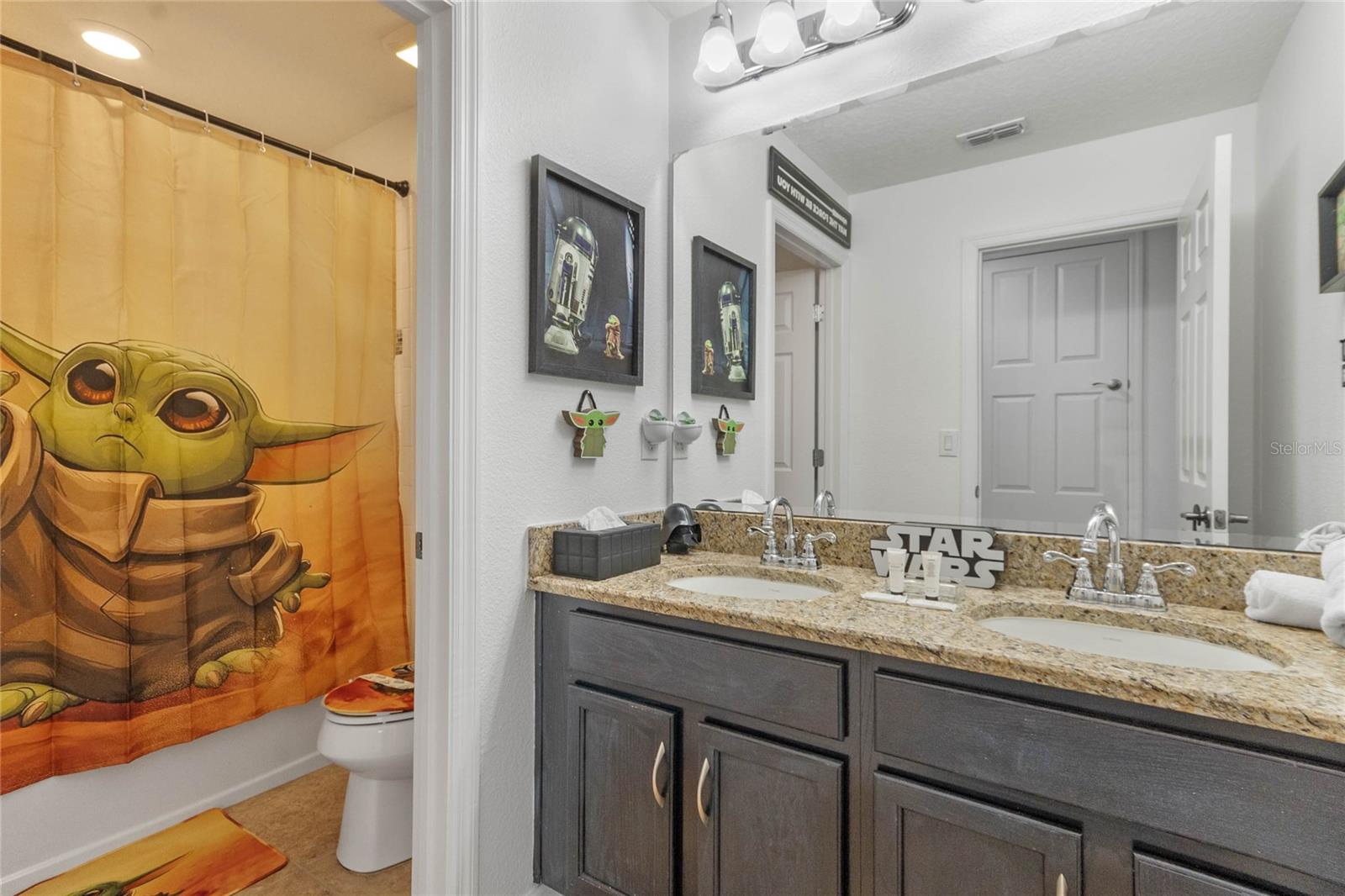 LAUREL ESTATES - Residential