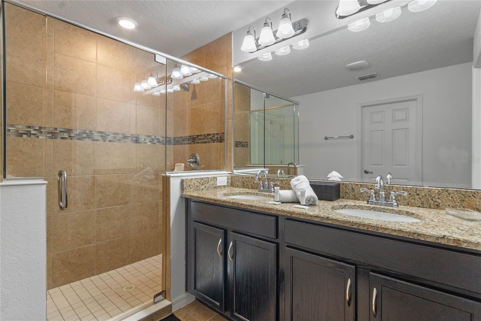 LAUREL ESTATES - Residential