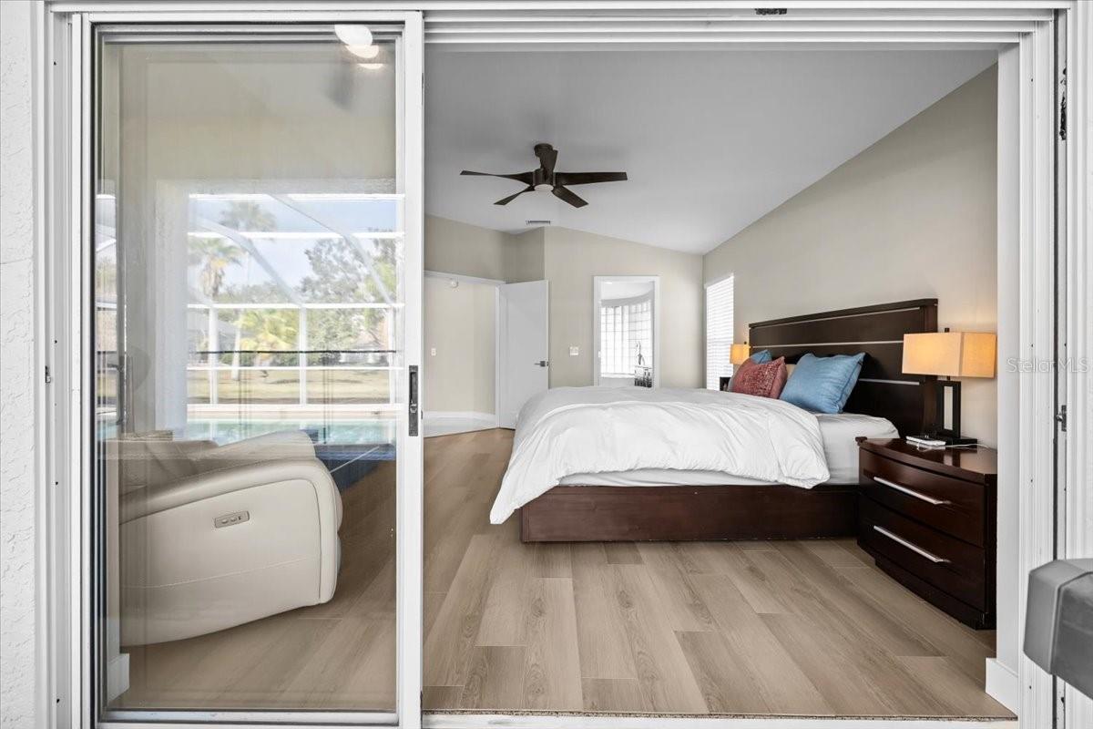 CHAPMAN MANORS - Residential