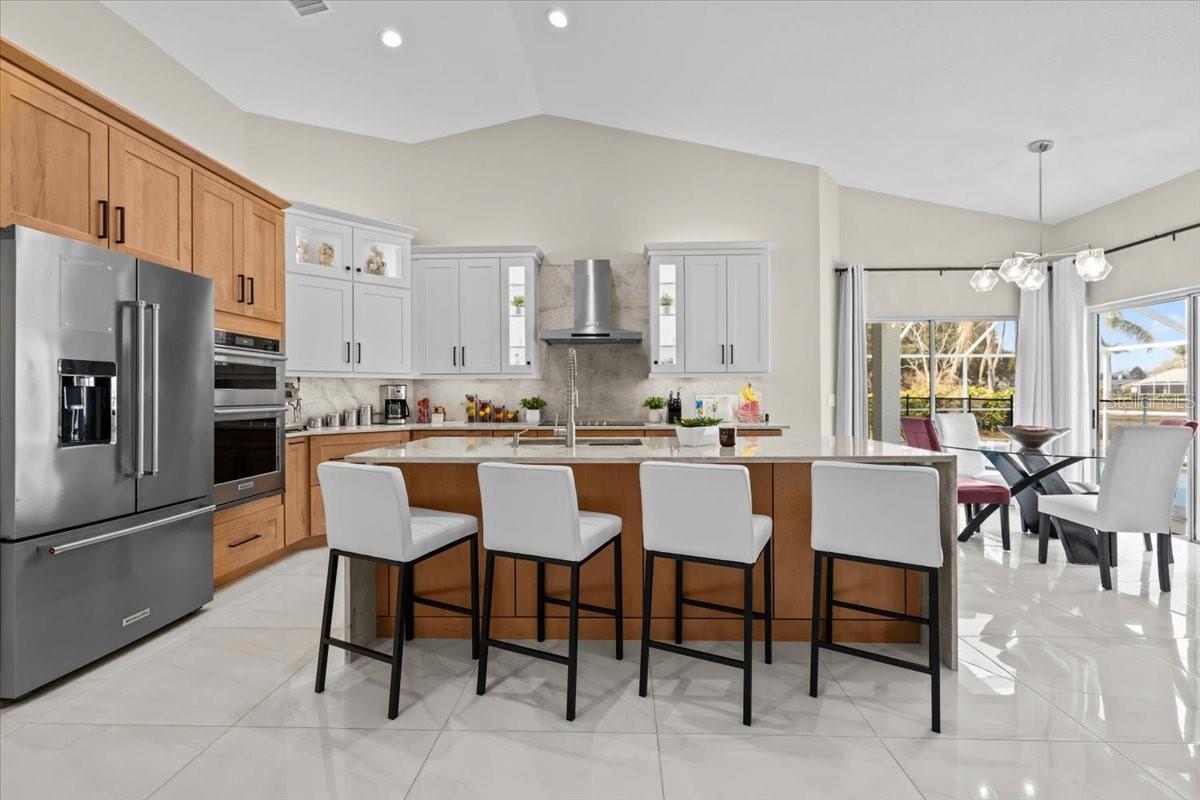 CHAPMAN MANORS - Residential