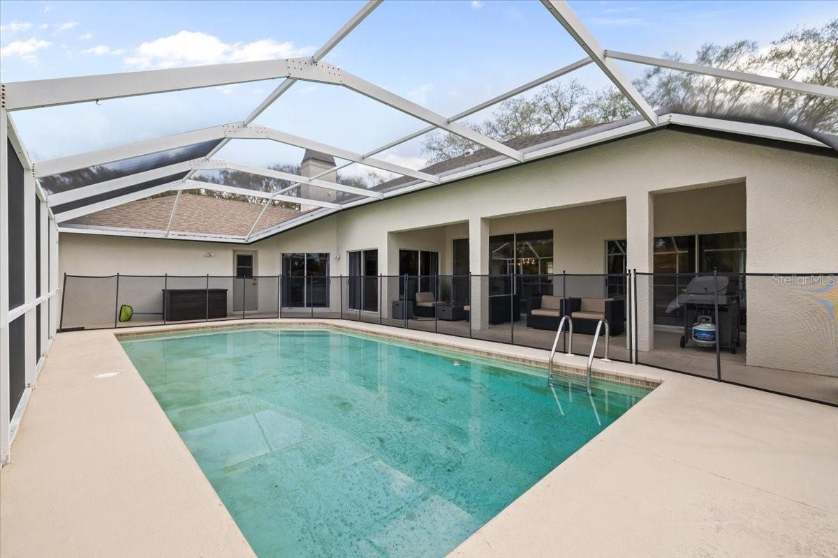 CHAPMAN MANORS - Residential