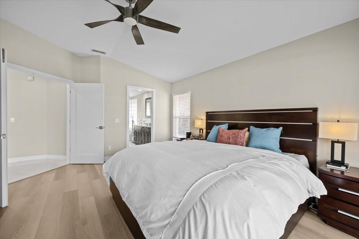 CHAPMAN MANORS - Residential