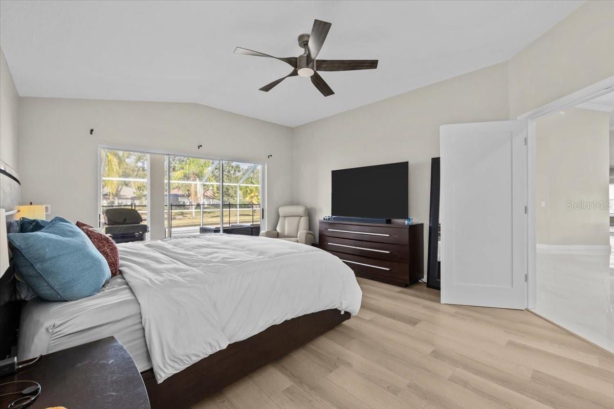 CHAPMAN MANORS - Residential