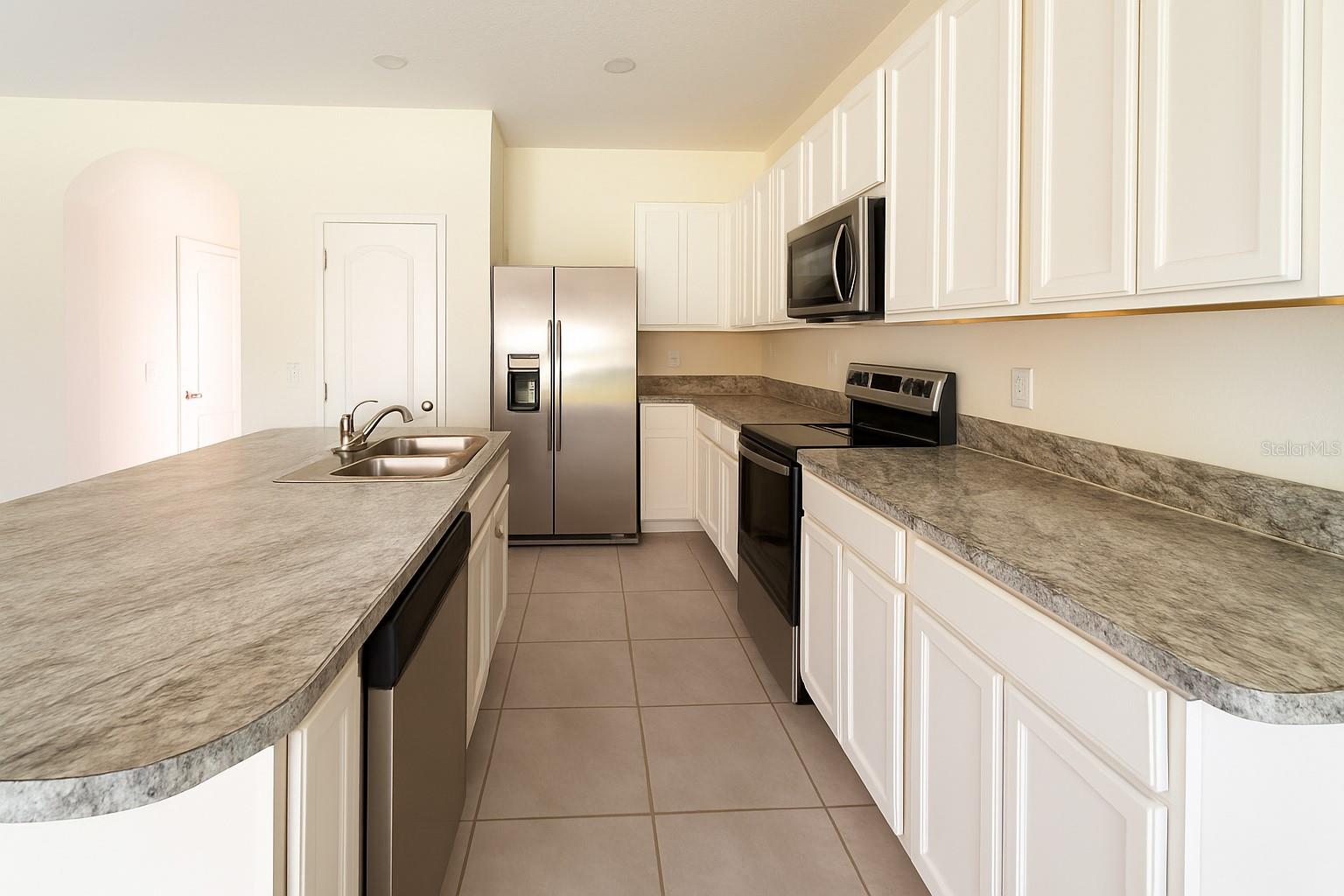 1288 YELLOW FINCH DRIVE