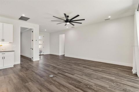 Tiny photo for 415 N Dixie Drive, Howey In The Hills, FL 34737 (MLS # G5110089)