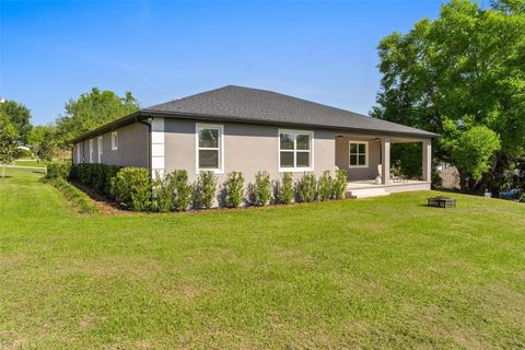 Tiny photo for 415 N Dixie Drive, Howey In The Hills, FL 34737 (MLS # G5110089)
