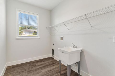 Tiny photo for 415 N Dixie Drive, Howey In The Hills, FL 34737 (MLS # G5110089)