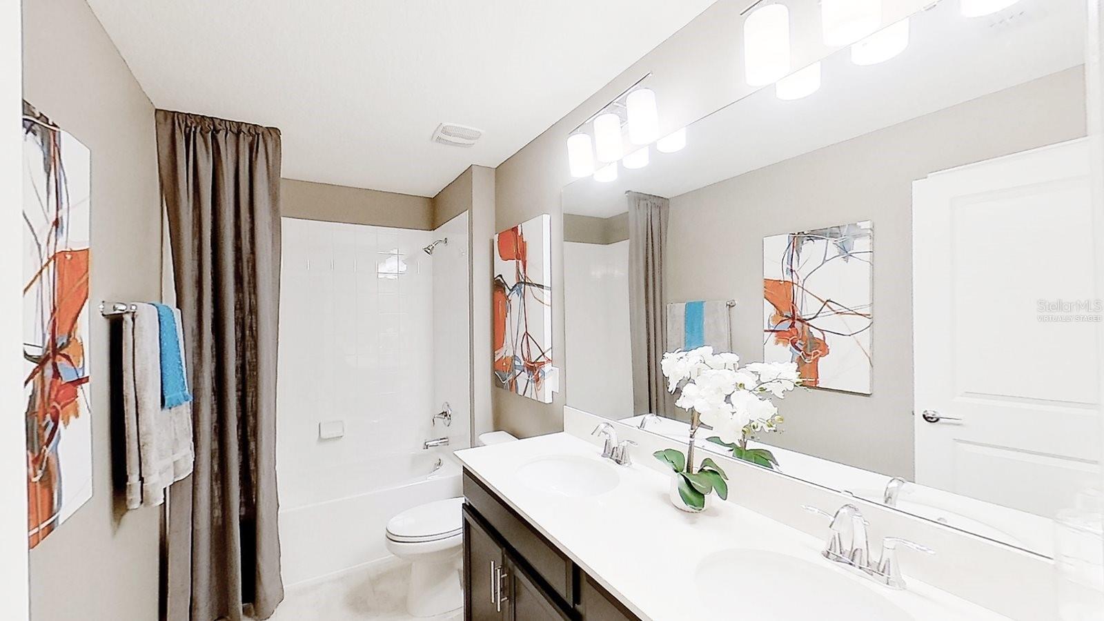 WELLNESS WAY 50S - Residential