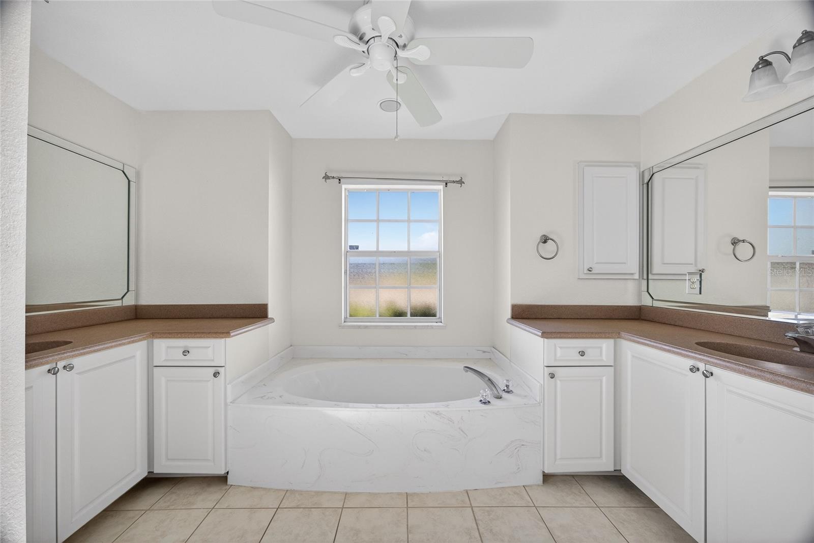 PUNTA GORDA ISLES SEC 20 - Residential