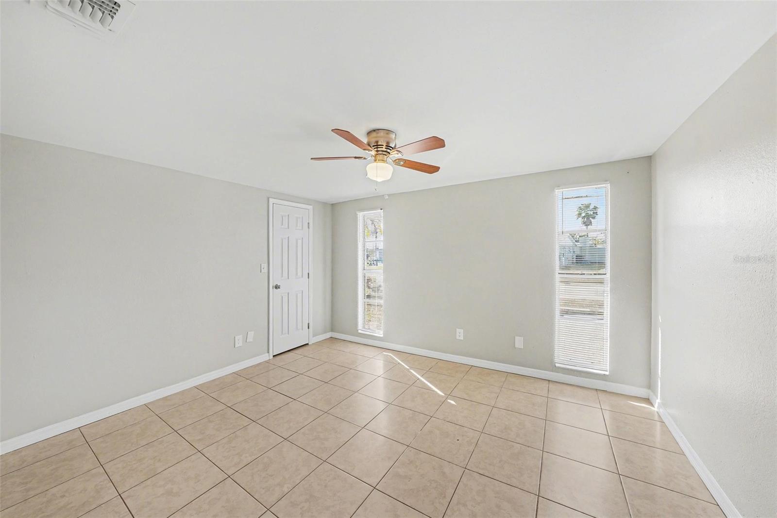 EMBASSY HILLS - Residential