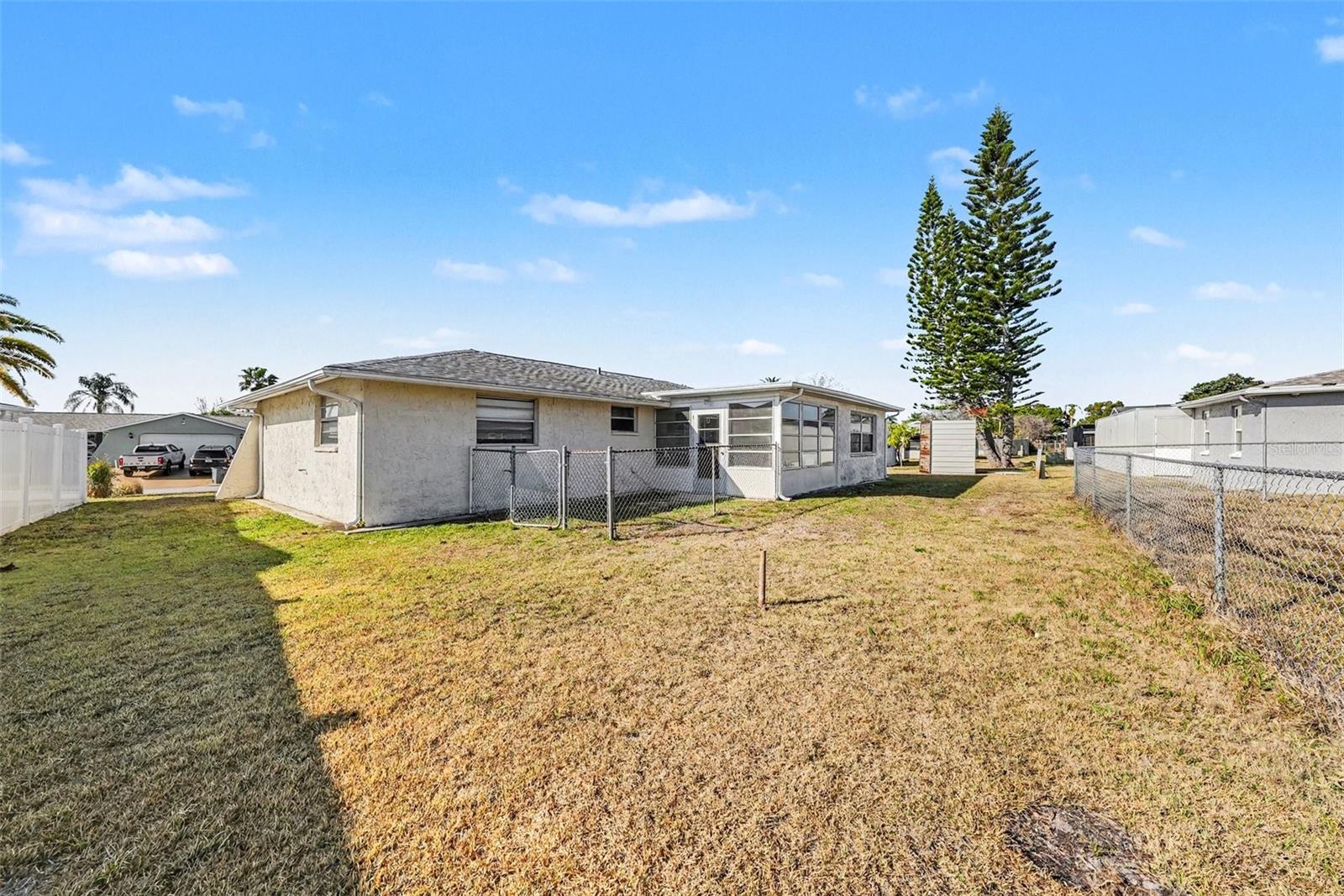 EMBASSY HILLS - Residential