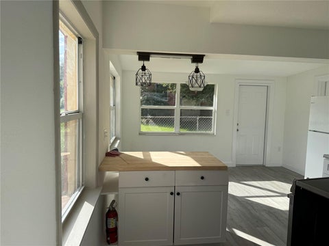 Tiny photo for 2106 Vine Street, Leesburg, FL 34748 (MLS # G5119580)