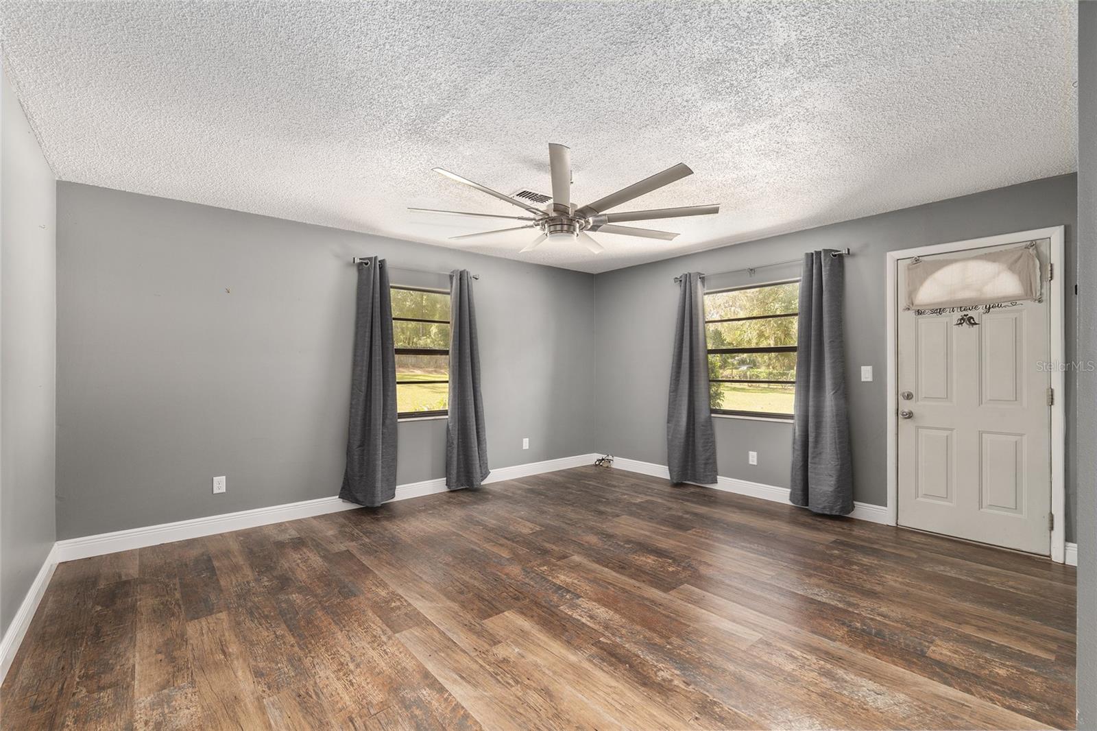 HIGHLAND WOODS UNREC - Residential