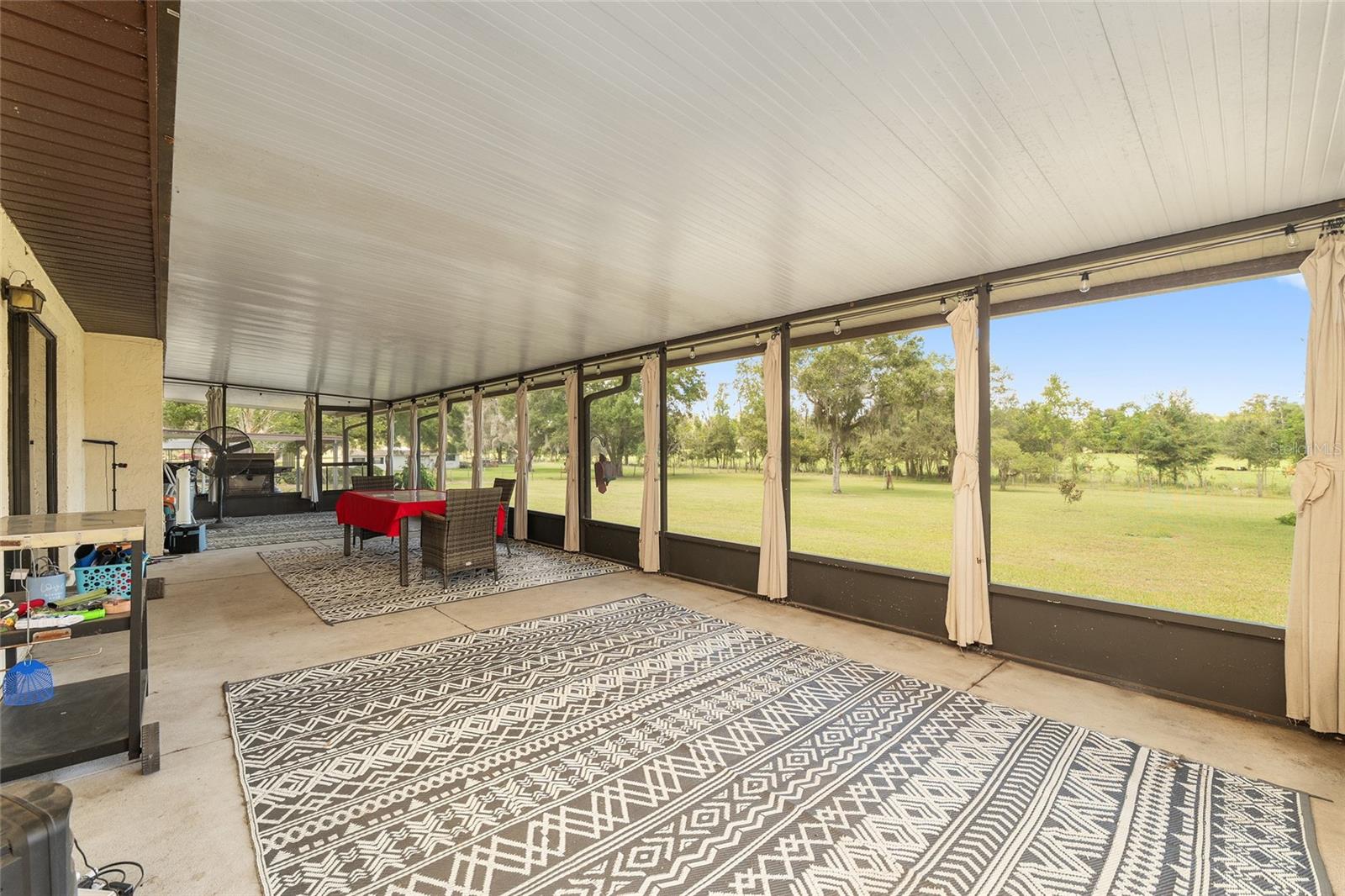HIGHLAND WOODS UNREC - Residential