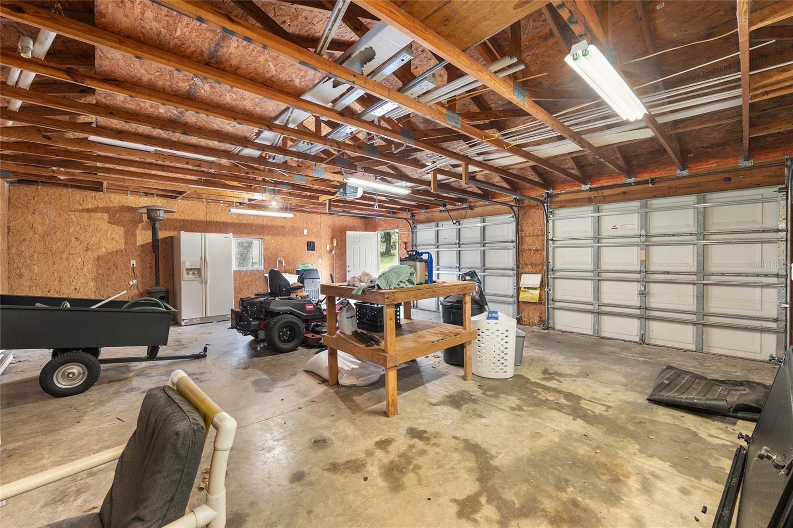 HIGHLAND WOODS UNREC - Residential