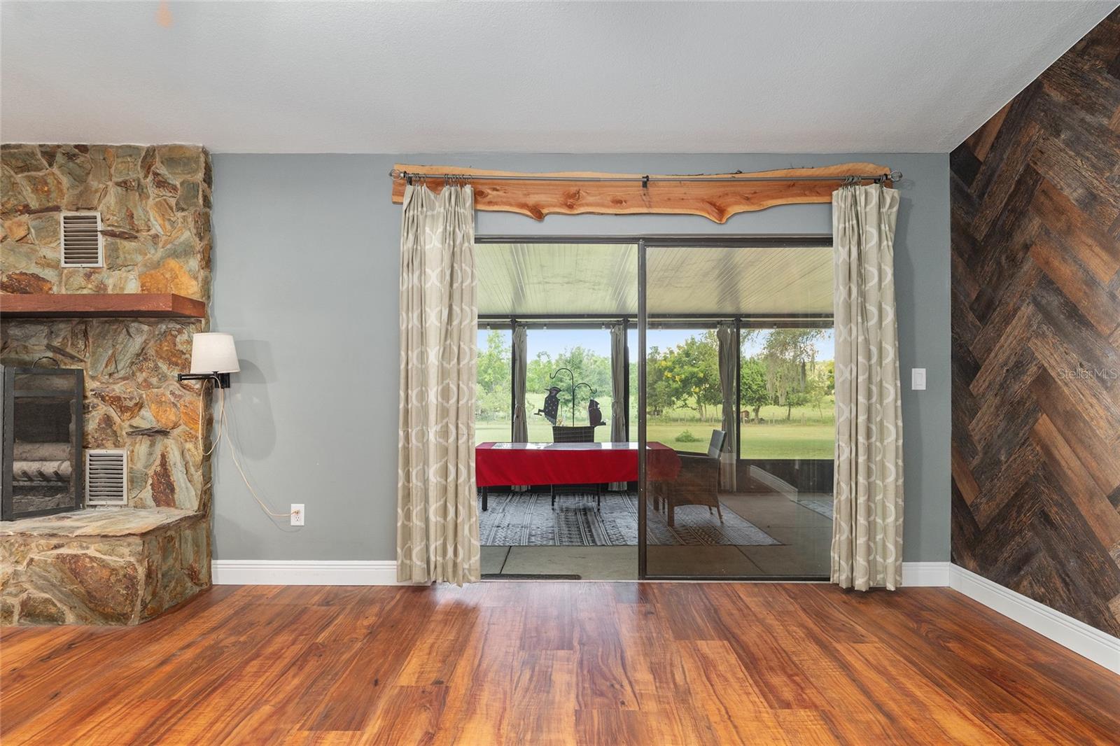 HIGHLAND WOODS UNREC - Residential