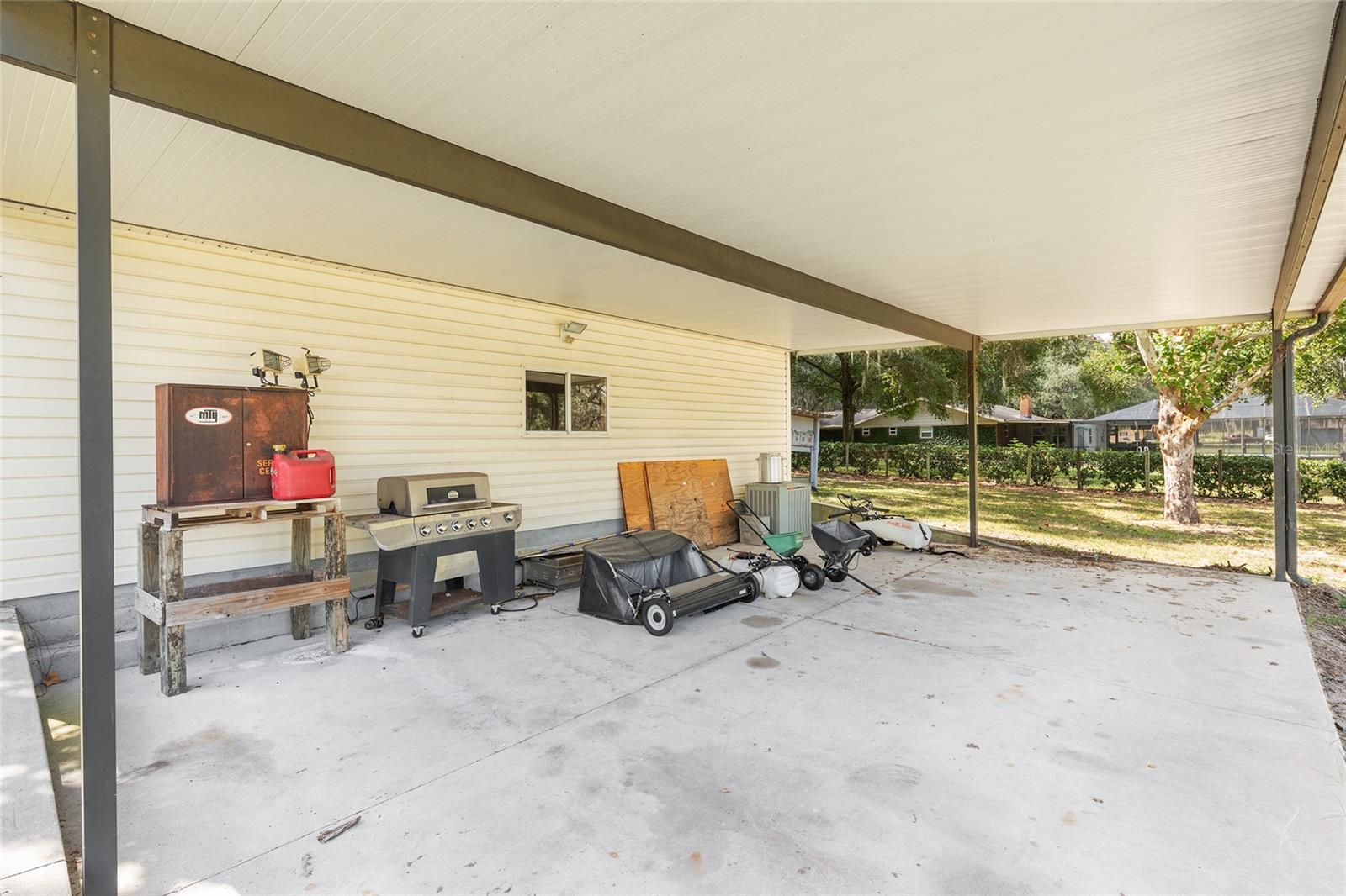 HIGHLAND WOODS UNREC - Residential