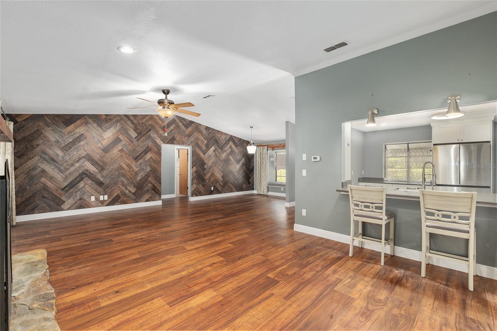 HIGHLAND WOODS UNREC - Residential