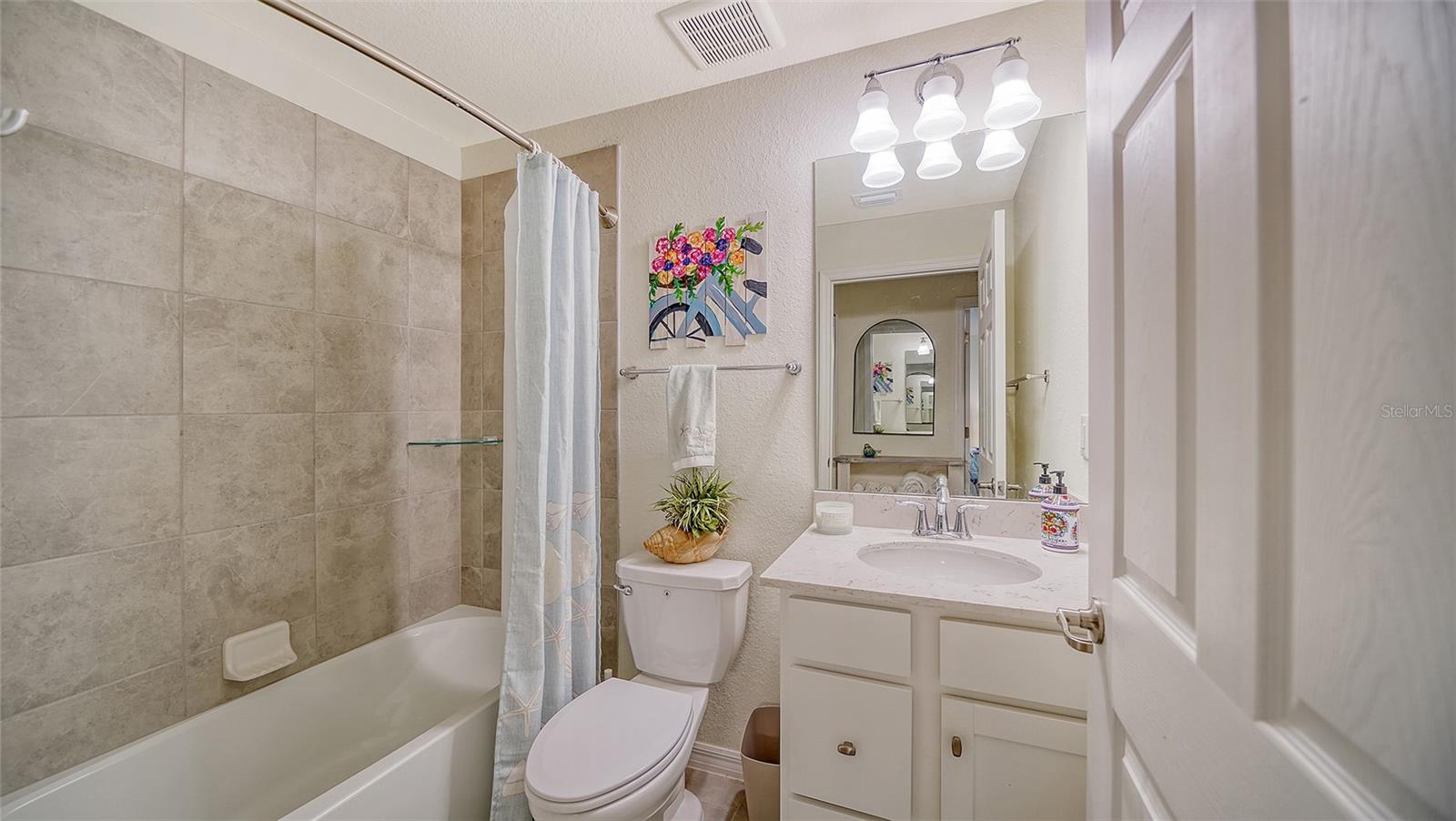 VERANDA V AT LAKEWOOD NATIONAL PH V - Residential Lease