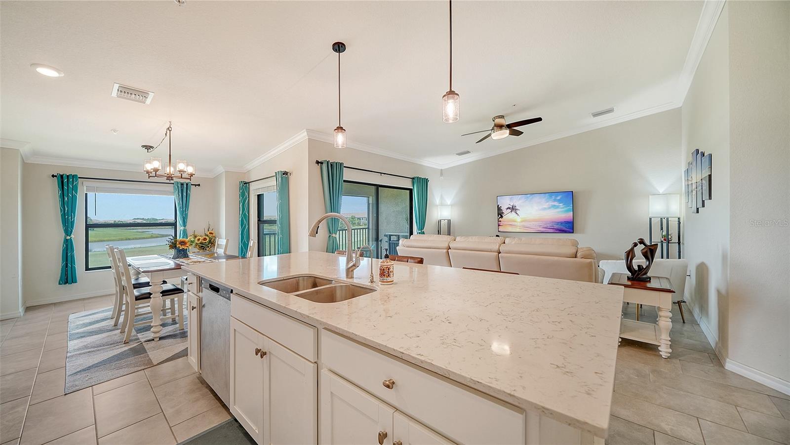 VERANDA V AT LAKEWOOD NATIONAL PH V - Residential Lease