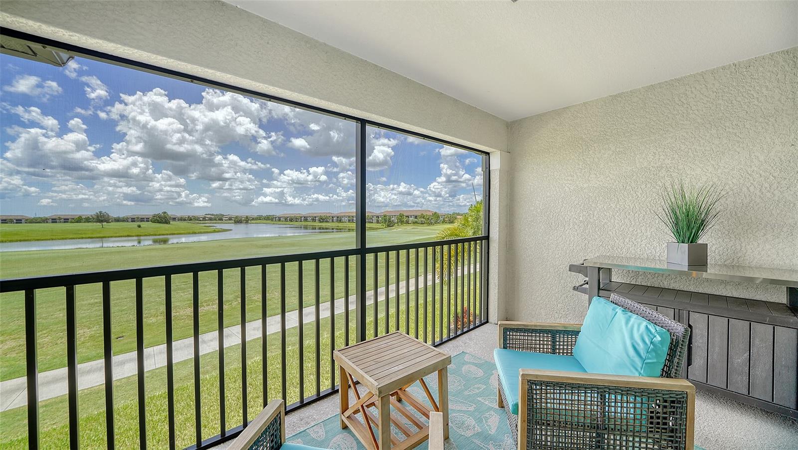 VERANDA V AT LAKEWOOD NATIONAL PH V - Residential Lease