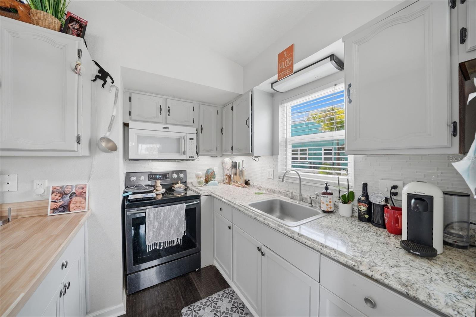 LONE PALM BEACH 3RD ADD - Residential