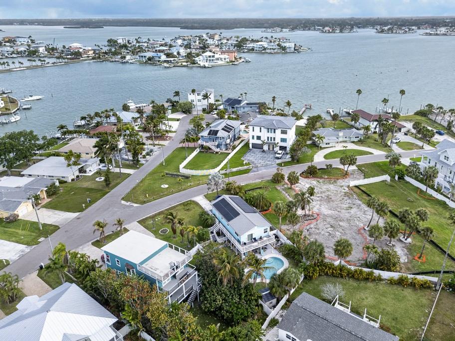 LONE PALM BEACH 3RD ADD - Residential