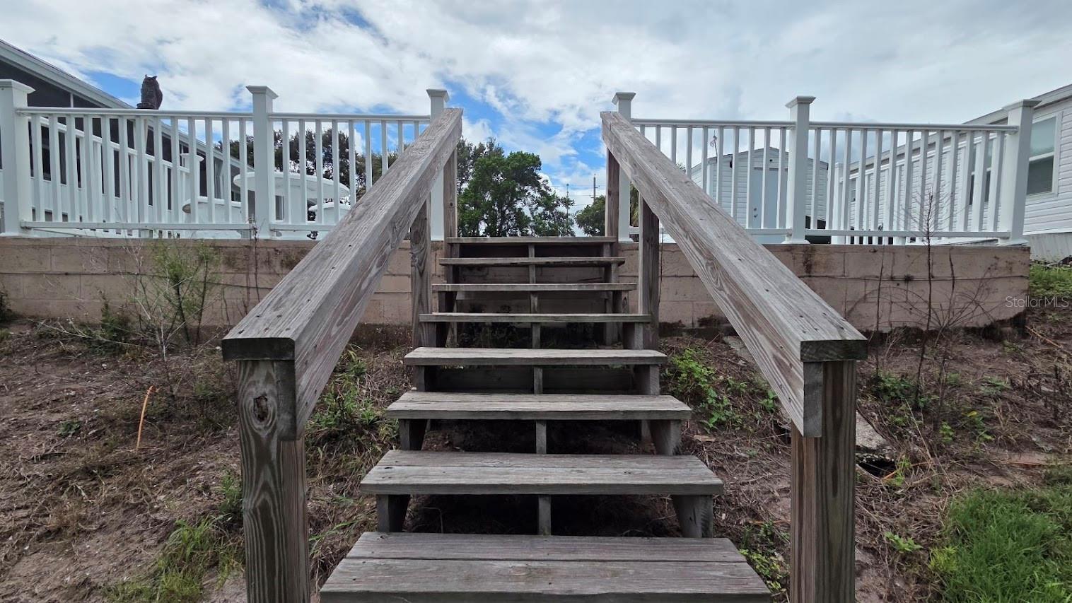 SOUTH SHORE RESORT AN RV CONDO - Land
