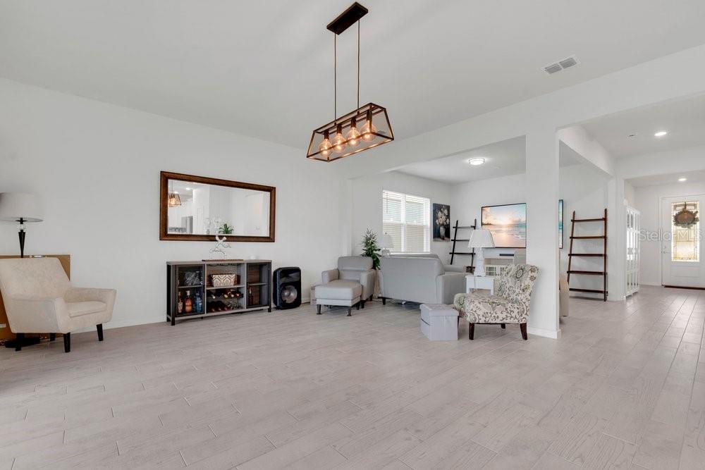 1457 GRAND PALM DRIVE