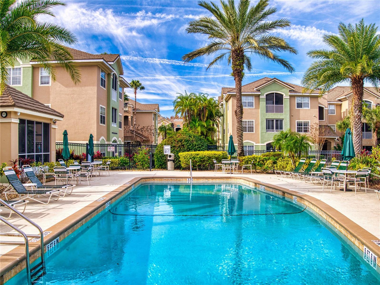 SUMMERGATE CONDO PH 01 5923/0662 - Residential