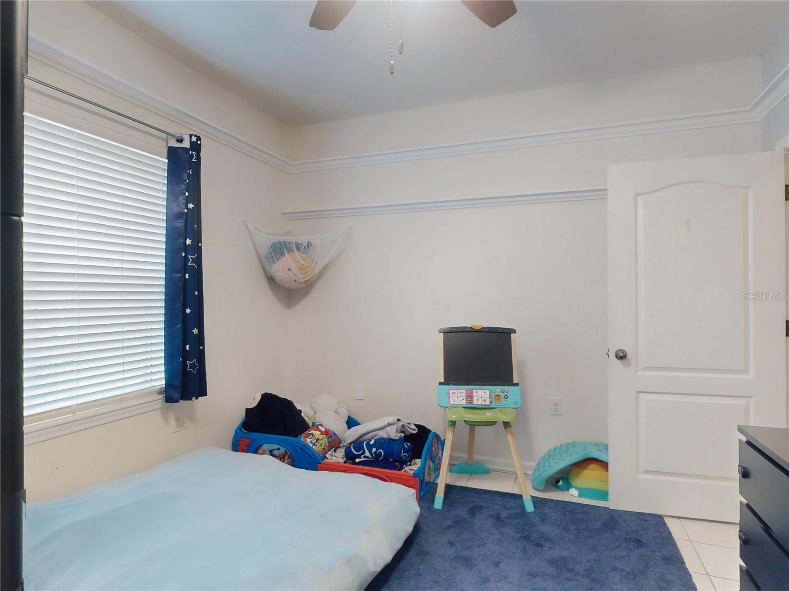 SUMMERGATE CONDO PH 01 5923/0662 - Residential