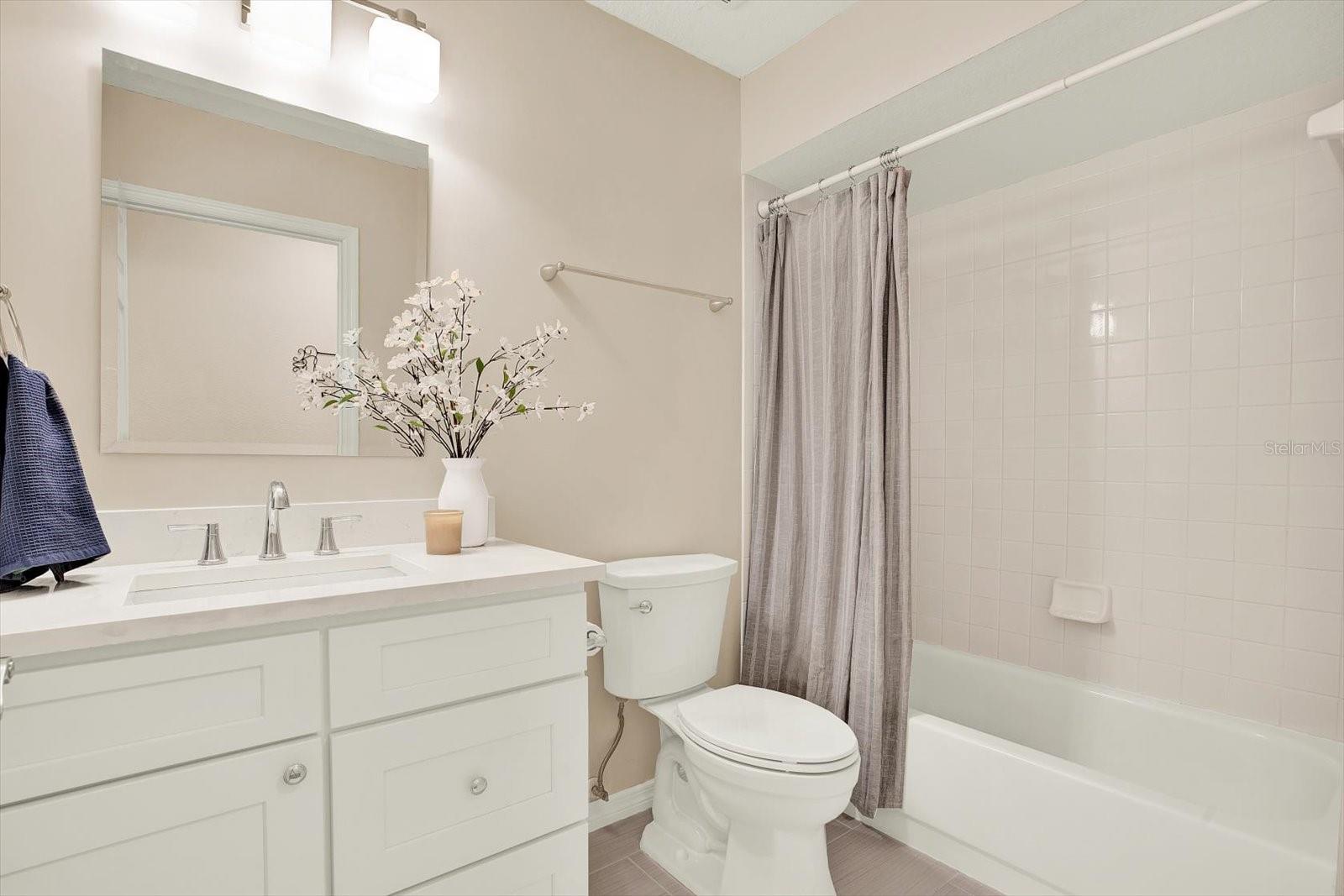 TAMPA BAY GOLF TENNIS CLUB PH 02 - Residential