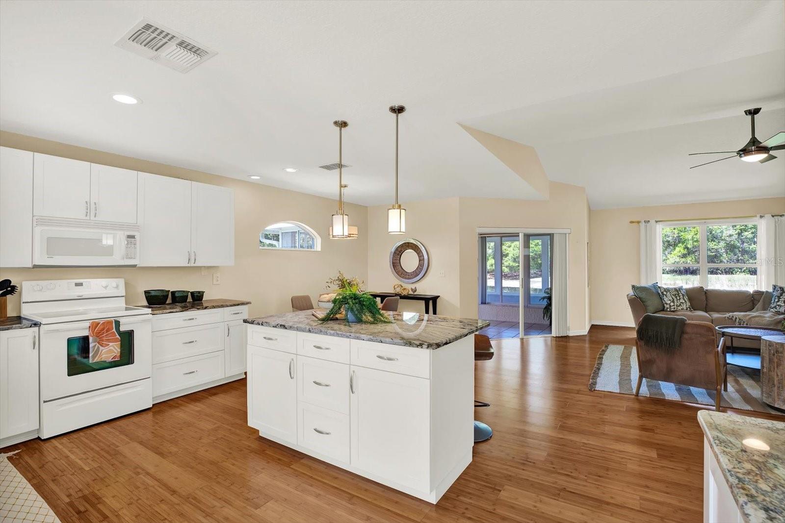 TAMPA BAY GOLF TENNIS CLUB PH 02 - Residential