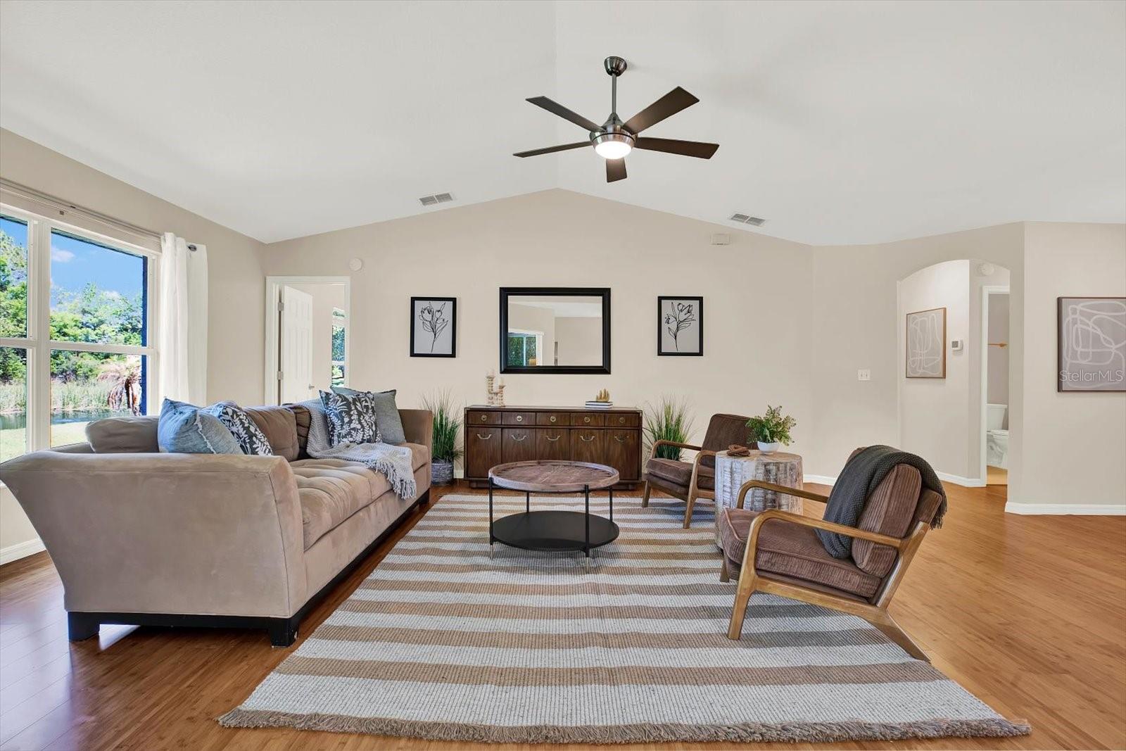 TAMPA BAY GOLF TENNIS CLUB PH 02 - Residential