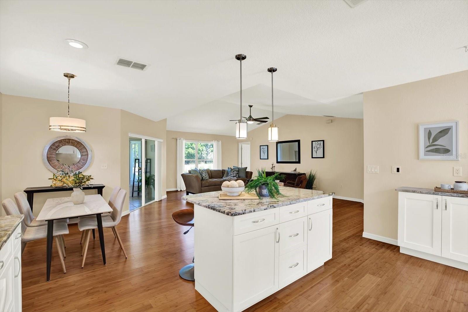 TAMPA BAY GOLF TENNIS CLUB PH 02 - Residential