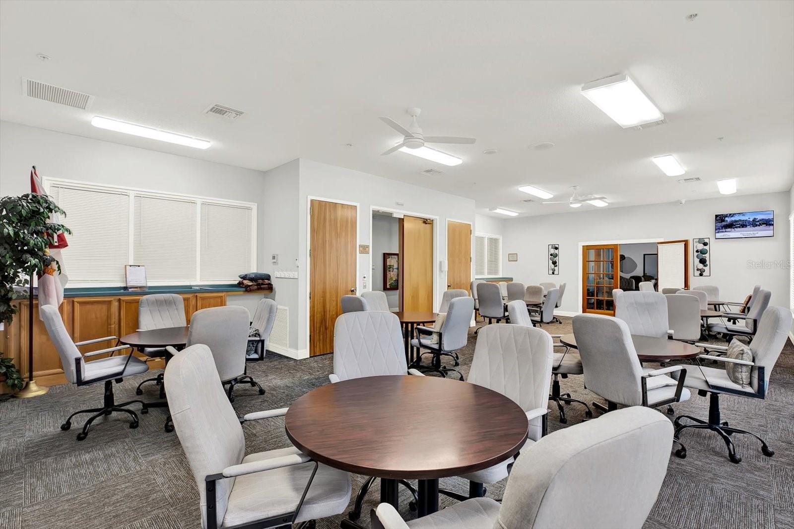 TAMPA BAY GOLF TENNIS CLUB PH 02 - Residential