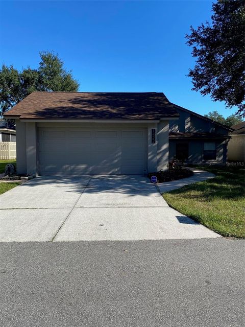 A home in WINTER SPRINGS