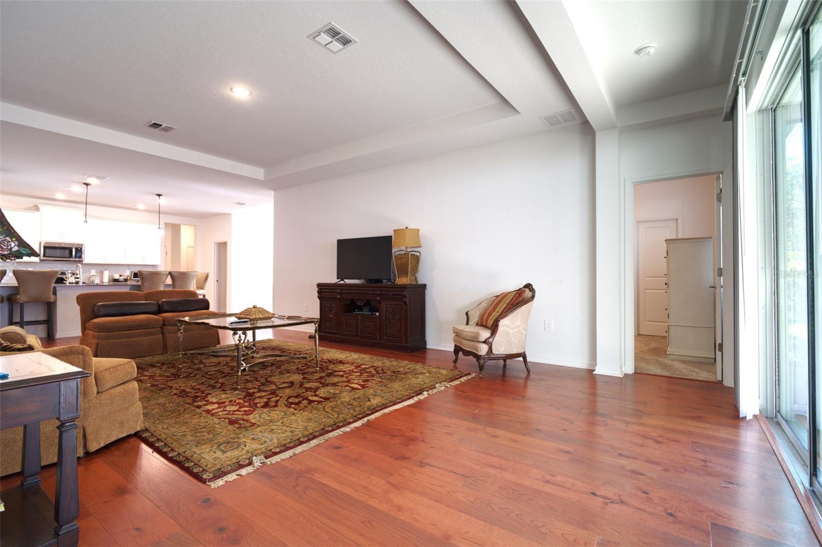 HILLSIDE ESTATES AT STONEYBROOK HILLS - Residential