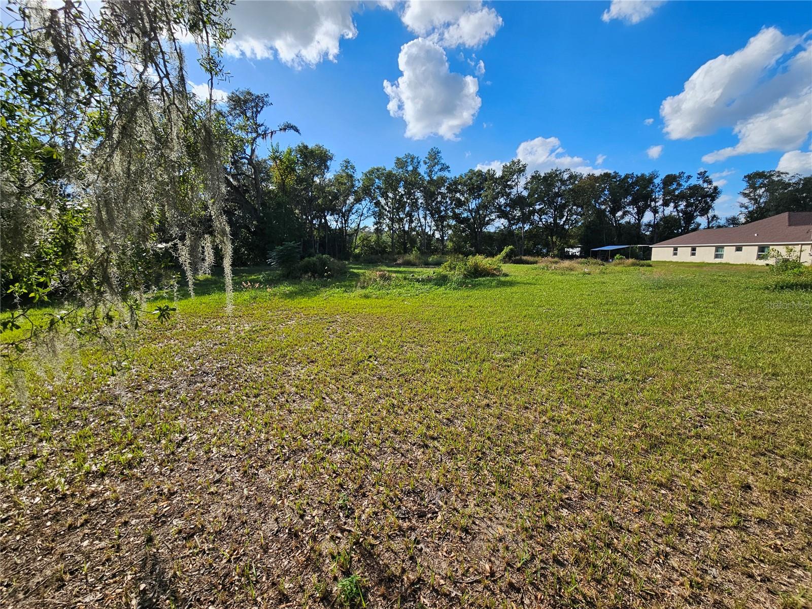 FRAZEE HILL ESTATES - Land