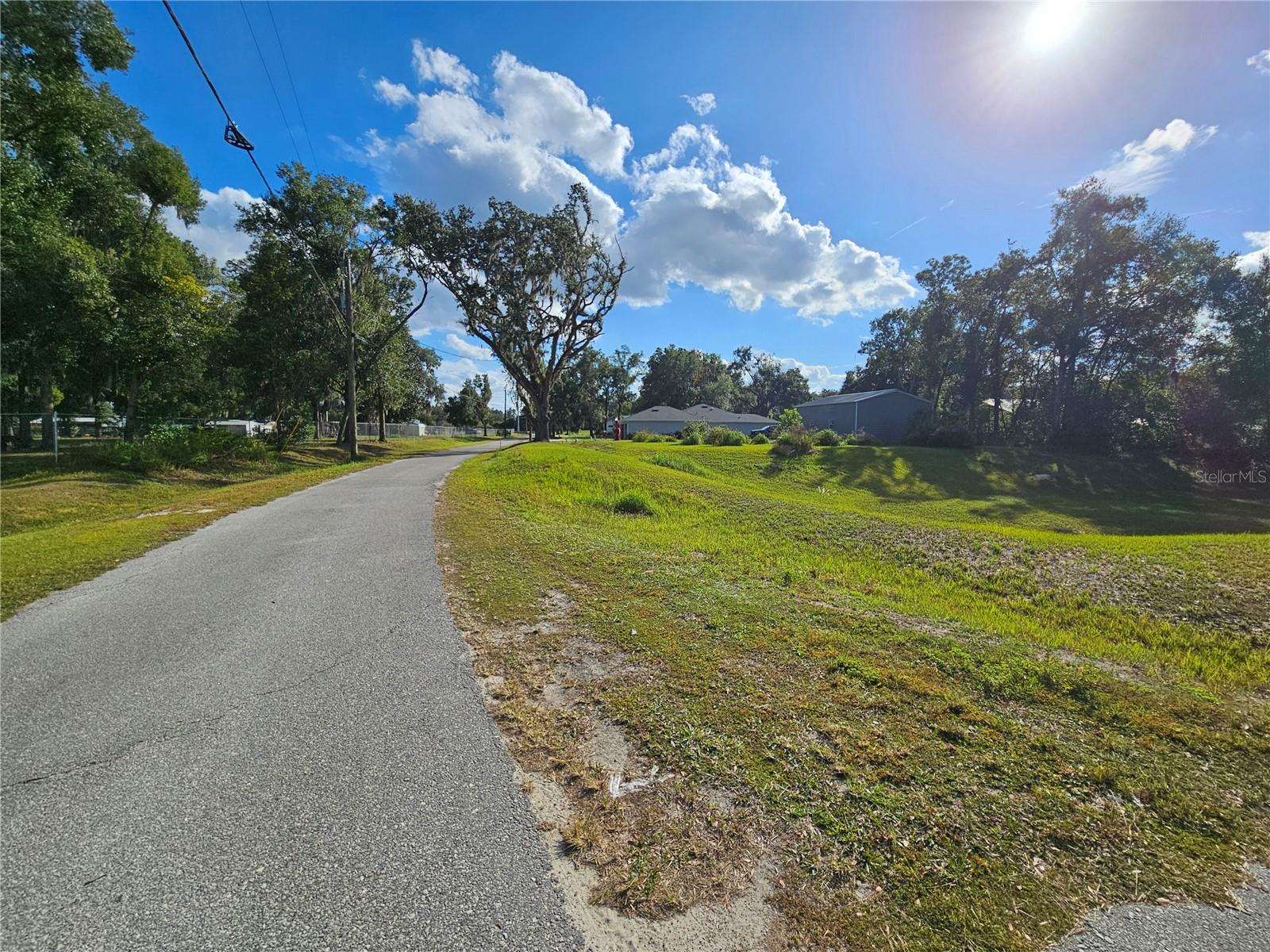 FRAZEE HILL ESTATES - Land