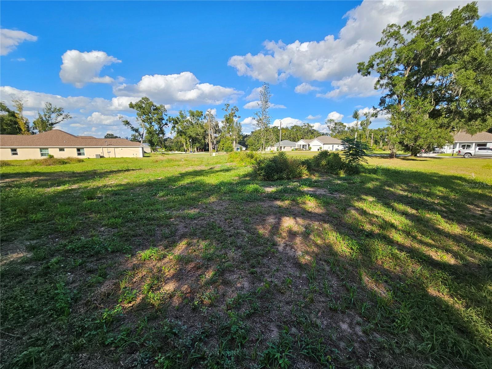 FRAZEE HILL ESTATES - Land