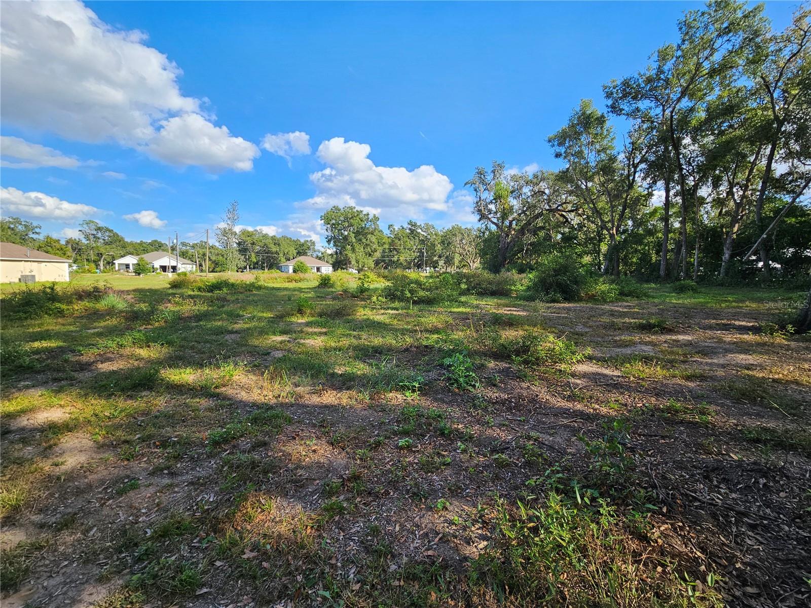 FRAZEE HILL ESTATES - Land